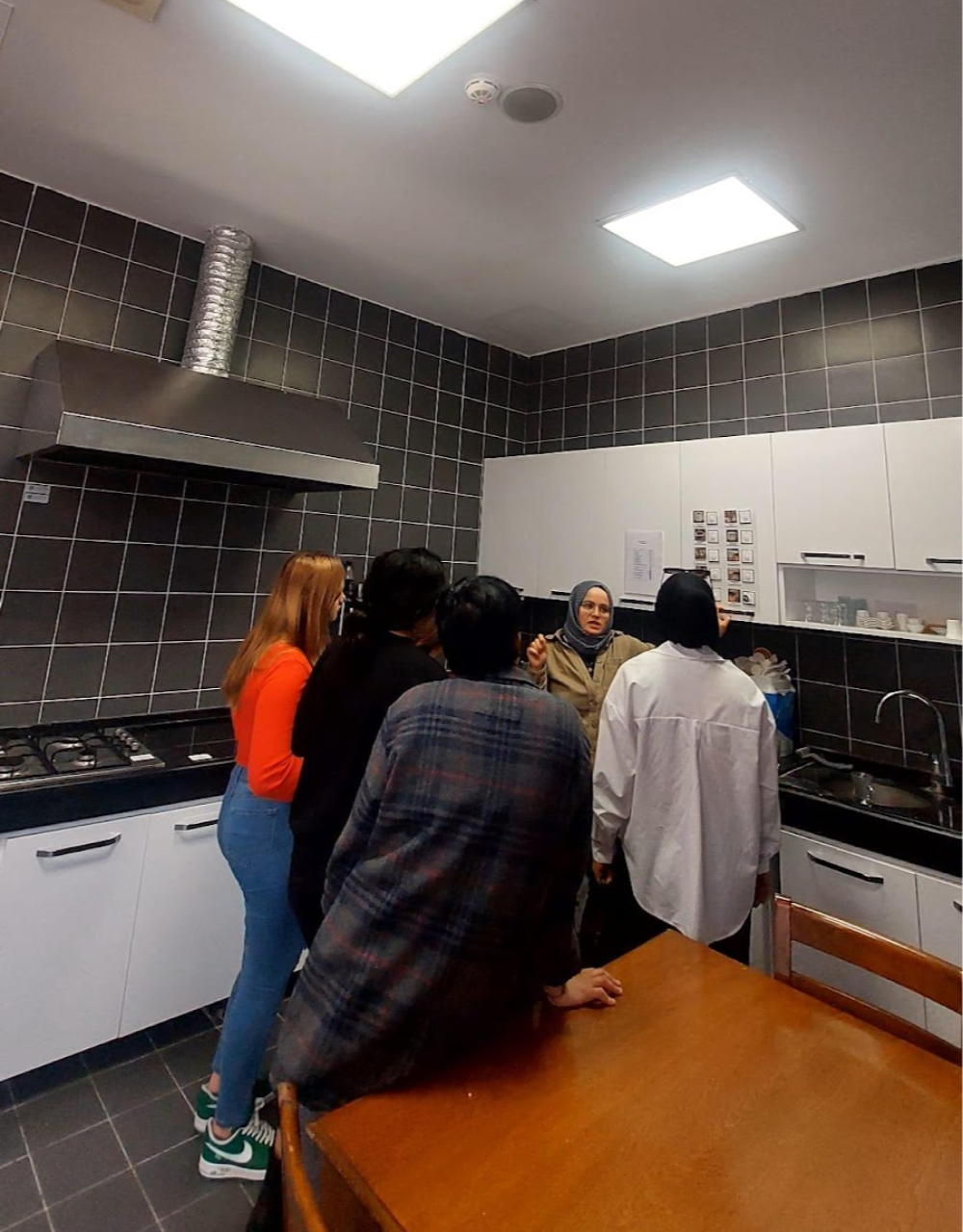 Konya Çocuk Evleri Sitesi Gençlerine Yönelik Otizm Farkındalık Eğitimi Gerçekleştirildi