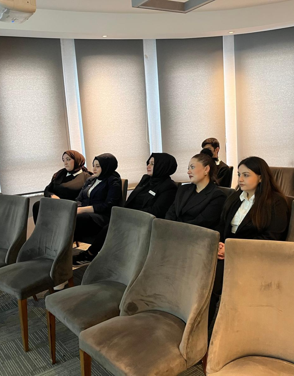 Ramada Encore'da “Otizm Dostu Otel” Projesi Kapsamında Farkındalık Eğitimi Gerçekleştirildi