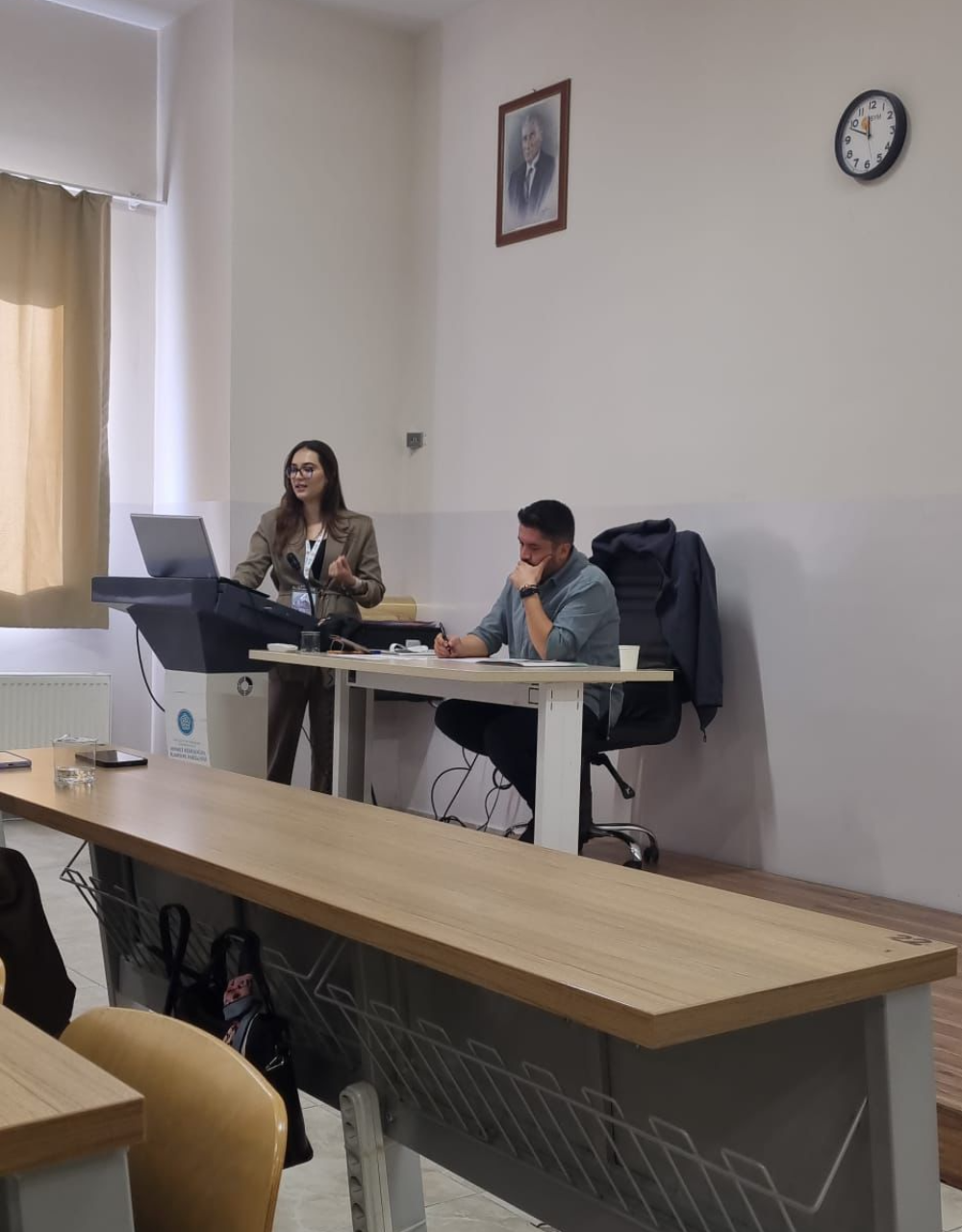Üniversite Öğrencilerinin Otizm Spektrum Bozukluğu Olan Bireylerin Eğitiminde Öğretmenlik Uygulamasına İlişkin Görüşleri: Selçuklu Otizmli Bireyler Eğitim Vakfı Örneği